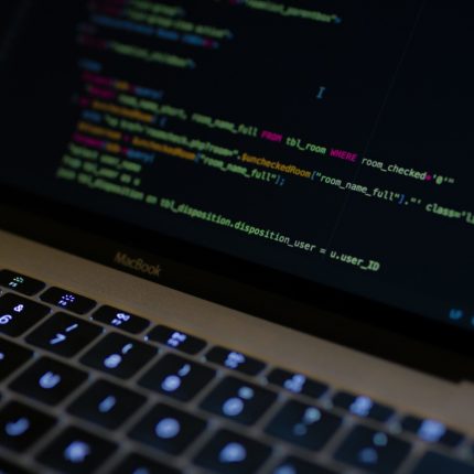 caspar-camille-rubin-fPkvU7RDmCo-unsplash TSI Logiciels et solutions informatiques